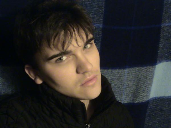 Gabriel Ehringer - sexy 