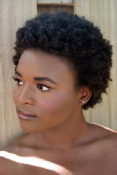 simplywhit - headshot