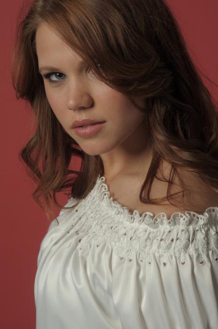 Calli Wecker