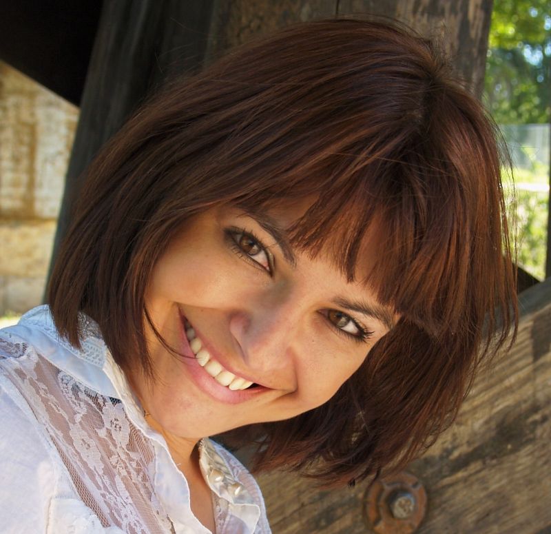 Gabriela - Smiling