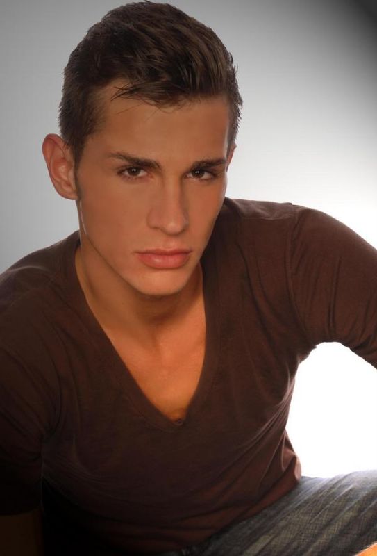 Derrick Gardner - Head Shot 