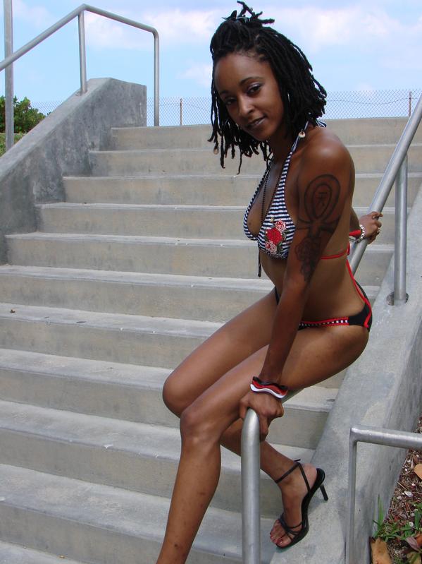 Seducktress - Pin up 09