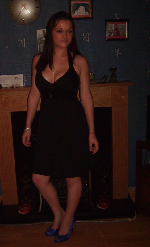 lila star - full body shot