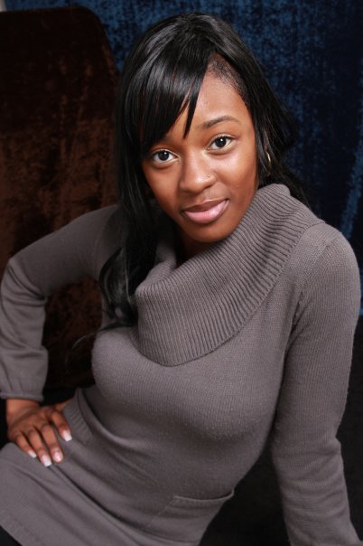 Jasmine - strike a pose!