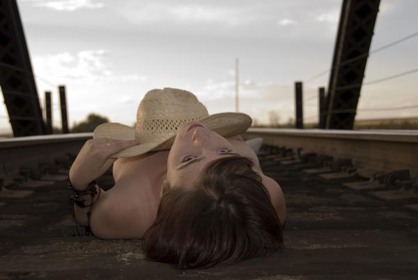 laura - lazy cowgirl days