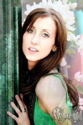 KH5990100 - Green Portrait