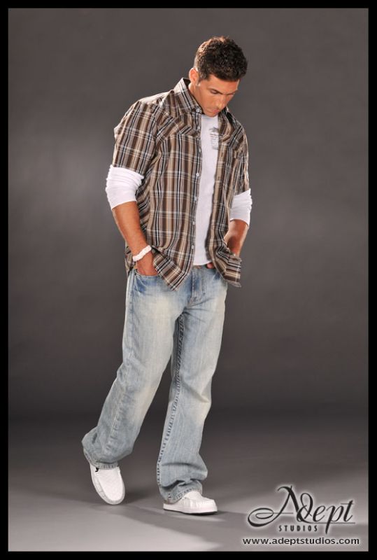 Toby - Casual