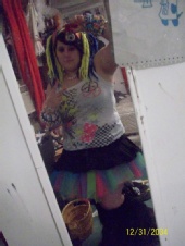 qu33n0f1h3damn3d - semi pic