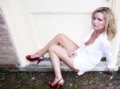Julie Pittman - Night Shirt