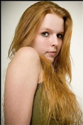 The Nicole Rae - Over the shoulder