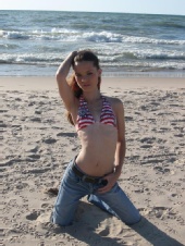 Sarah Vinci - At The Beach