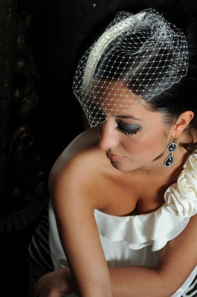 Britta - Modern Wedding