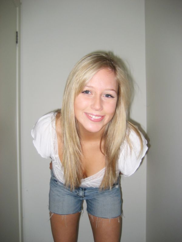 Elizabeth - Smile