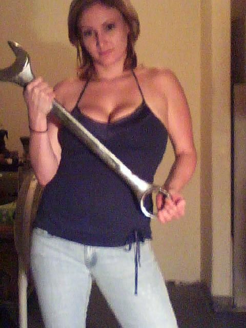 Rochellle - handy woman