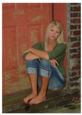 linzstrong - Copyright: Jill Hafner