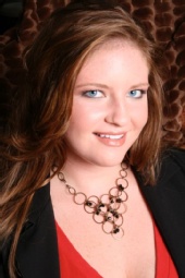 Julie null - Head shot 1