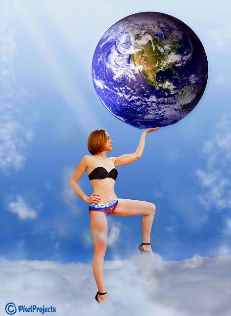 MELANIE JOYE - Woman with the world in her hands