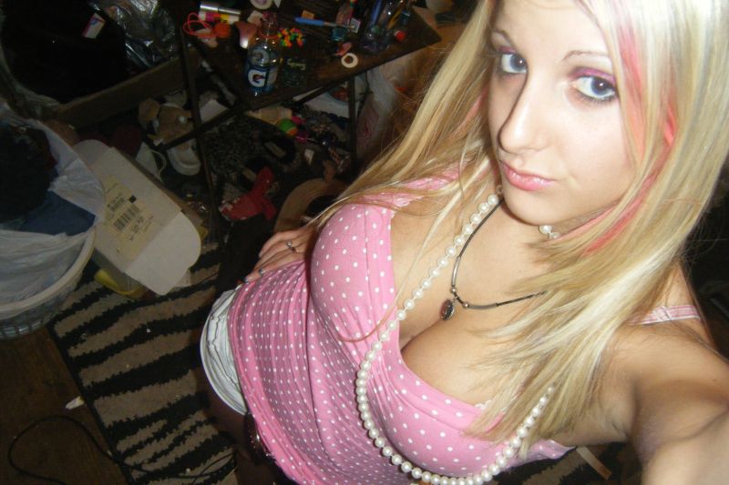 iCyanide - Pretty in pink 2