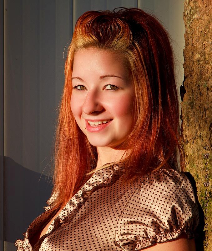Hillary Medlin - Headshot
