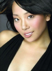 Mami - headshot