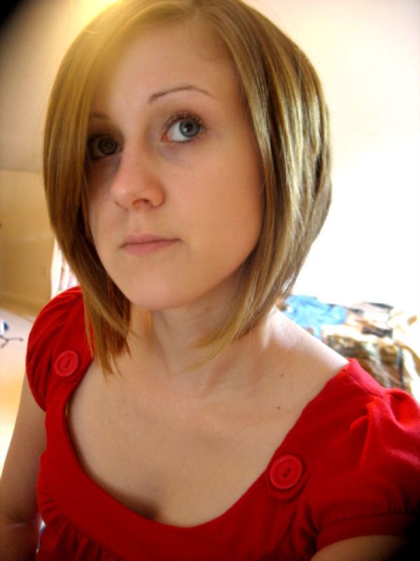 shannon - headshot