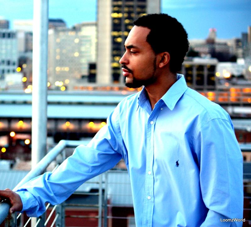 LoomzWorld - Over the City Photo Shoot