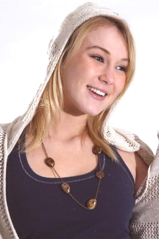 AlexisB - Alexis Buck Comp Card