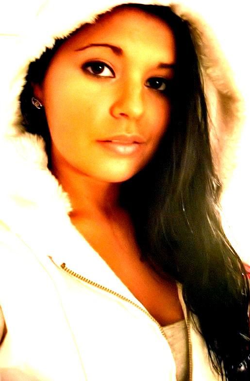 Coty Couture - White Hood