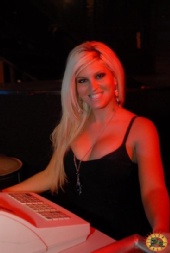 Laura - Bartending at Lizard Lounge in Deep Ellum