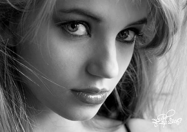 Aleksandra - Mysterious