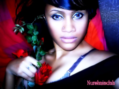 Indah Shaestelle - Close Up