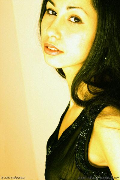 Silviya - Yellow mood