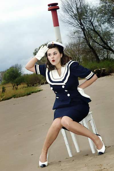 Retro Model Sari - Salior