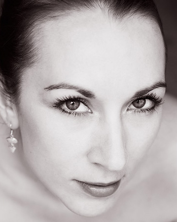 Ros - 'The Look' Gloucester