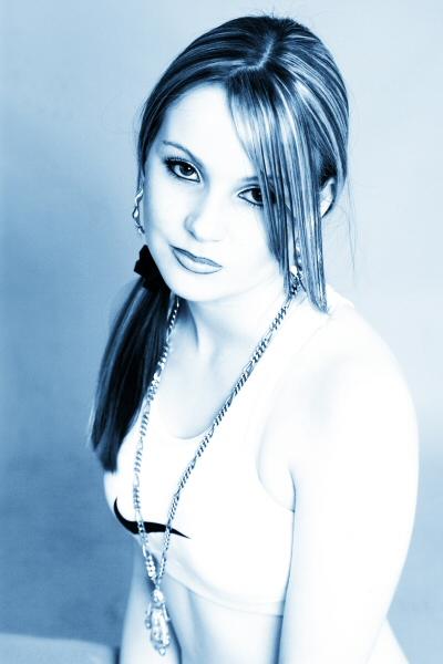Vikki-Leigh