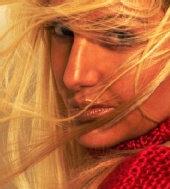 Dior - ELLE make up feature