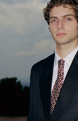 Thom - Suit