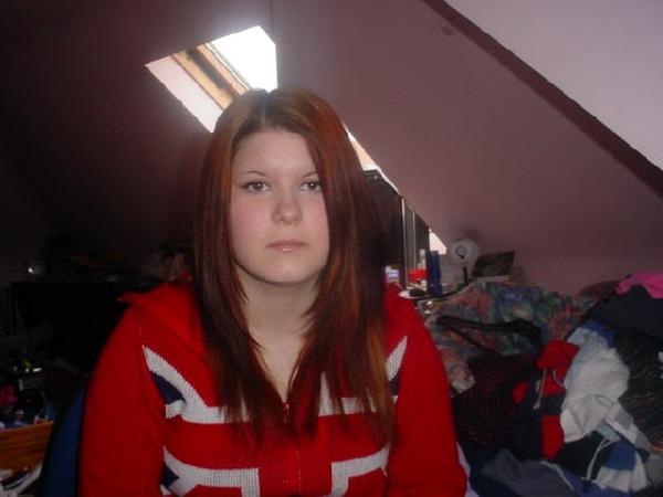 vickifurmedge - with no make up at all