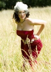 dulce - Field in evening wear