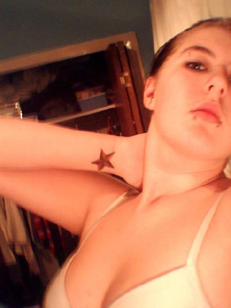 vicky terror2