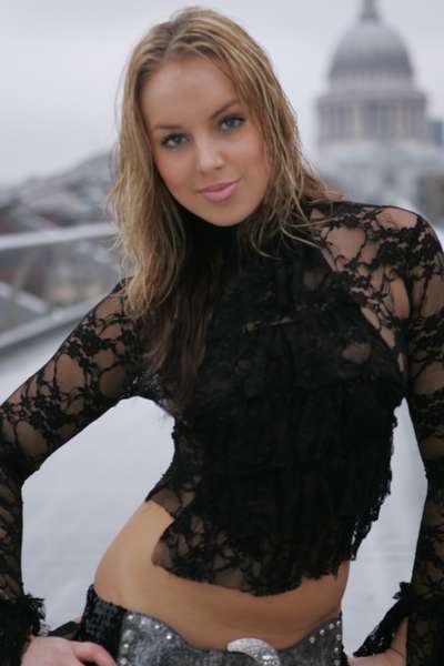 amanda - lady in black