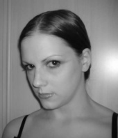 Amanda Pyke - B&W