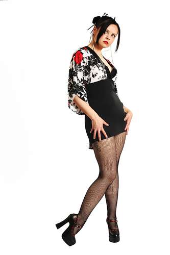 Lily Eyre - geisha