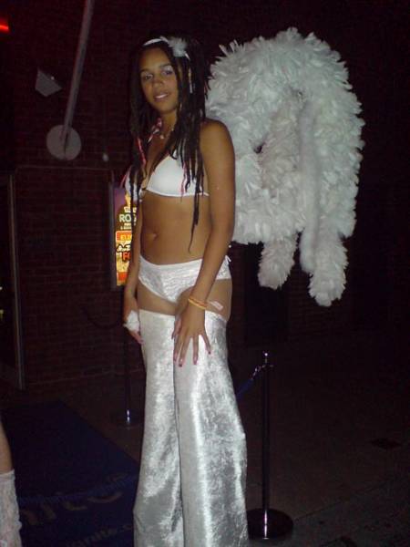 shirin - stilt walking in norwich