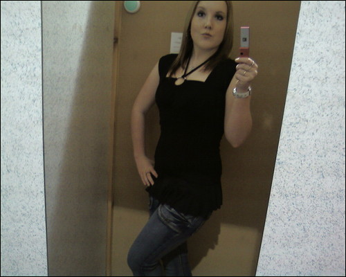 amy - ME black top