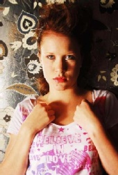 Beth - Photoshoot..July 07