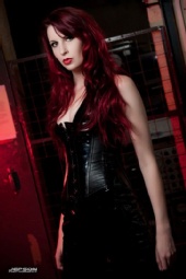 Selene - Fashioneyes