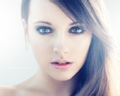 artists muse 3 - headshot 