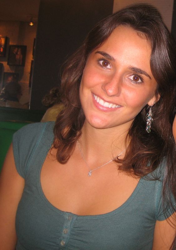 Abbie - Head shot