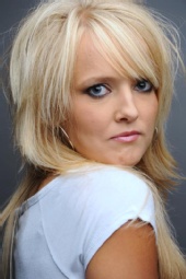 vicky - full body